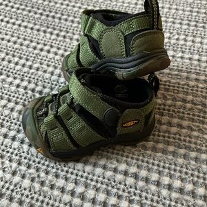 🆕! Keen Toddler Camo Water Shoes